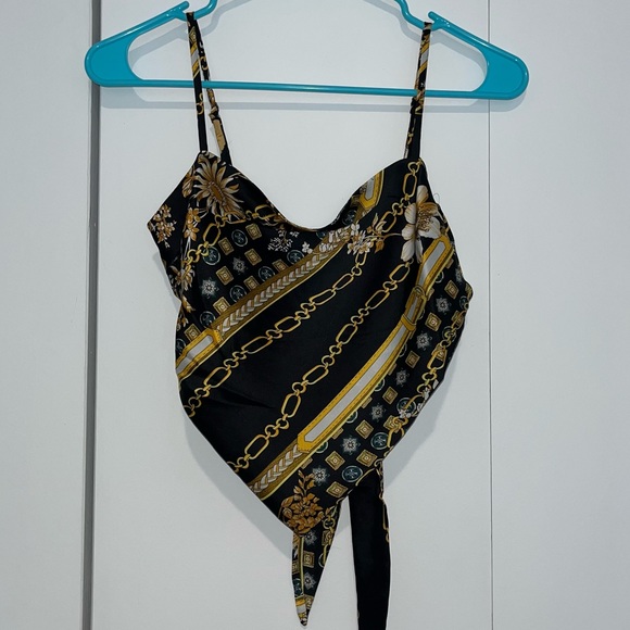 NWOT Princess Polly Silky Bandana Top - Picture 2 of 7